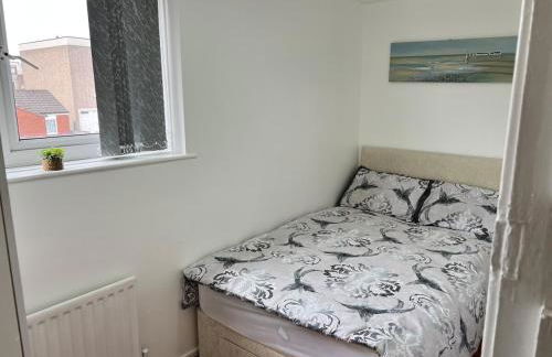 Luxury 4 Bed 3 bath 6 mins from City Renter - Foto 34