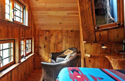 Tree House Rental Ideal for a Unique Getaway near Lake Sunapee in New Hampshire - Foto 46