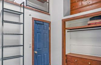 Artsy Retreat - Woodstove Grill and Patio - Foto 13