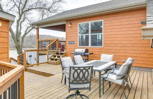 6 Mi to Dtwn Pella Riverfront Cabin with Game Room! - Foto 2