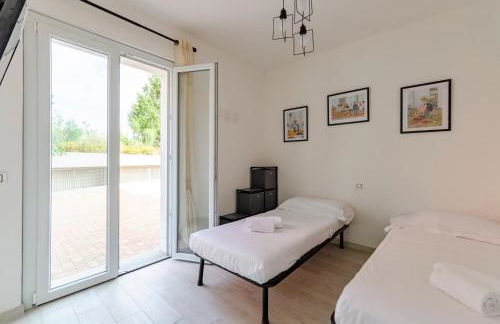 JOIVY Flat with Terrace & Parking - Foto 26