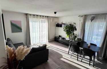 Charming apartment near Geneva - Photo 1