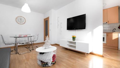 Apartamento en Sabiñánigo con amplia y soleada terraza - Foto 5