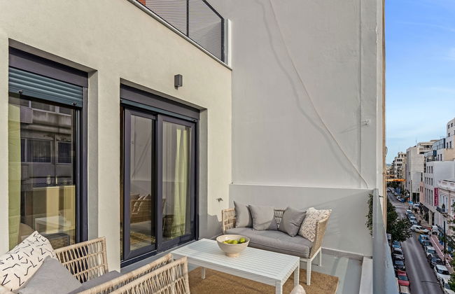 Sanders Port Piraeus - Foto 42