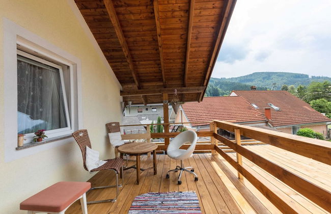 Modern Holiday Home in Pinsdorf With Garden - Photo 43