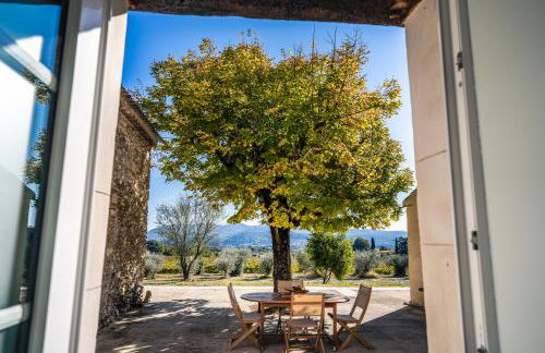 Gîte "La Sainte-Croix", Traditional Provencal House for 8 People, Private Swimming-Pool, Air-Conditioner, Beautiful Scenery - Photo 10