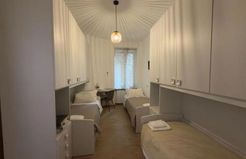 Milan - 2BR 2BA Apt - 5 min walk to Metro & Train - Foto 12