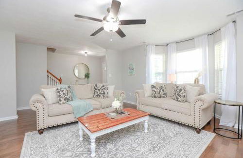 Sojourn Delightful Family Home Sleeps 6 - Foto 11