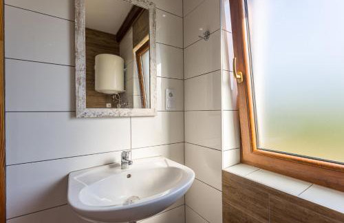 Bieszczadzkie Wzgórze Domki 724-472-882 - Photo 41