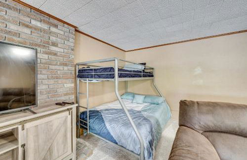 Waterfront Retreat on Raymond Gary State Lake - Foto 13