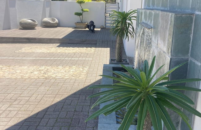 A Riverbed Guesthouse - Photo 42