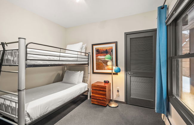 Durant Condominiums by Frias - Foto 22