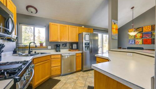 Yard Space with Fire Pit Kenai Getaway! - Foto 2