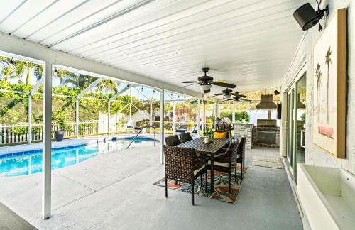 Heated PoolFire PitOutdoor KitchenCorn Hole - Foto 32