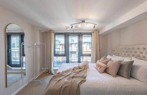 Luxury 2-Bed Penthouse In Deansgate I Free Parking - Foto 13