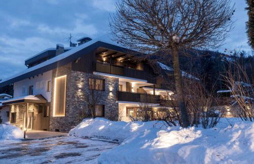 Aparthotel Familiaris - Family Apartments - Pools & Spa in Dolomites - Foto 10