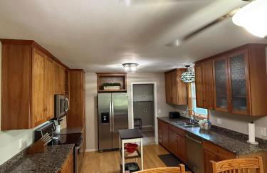 Par-fect Escape on Lake Windsor Golf Course - Foto 10