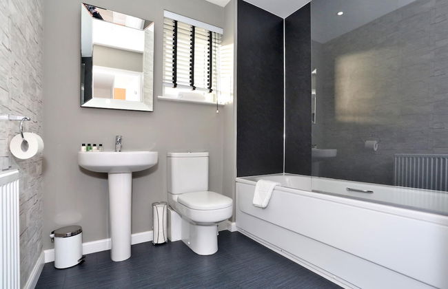 Apartment in Aberdeen - Photo 31