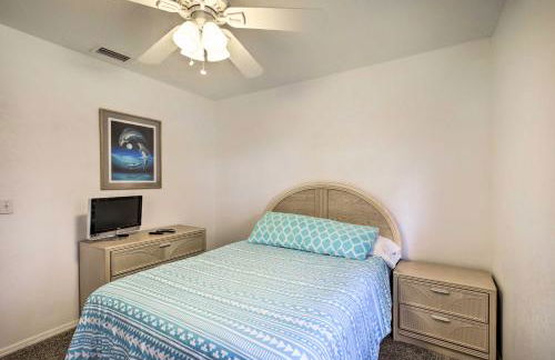 Home with Yard 1 Mi to Indian Rocks Beach and Golf - Foto 13