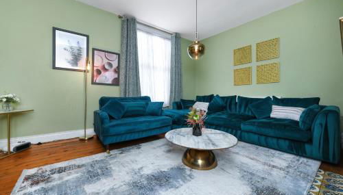 Convenient 3-Bed Near Bingham Station & Town Centre - Foto 5