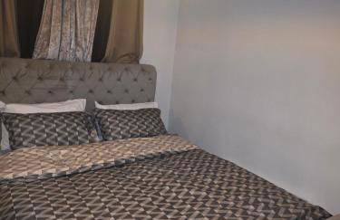 Lovely 2 bedroom flat - Foto 6