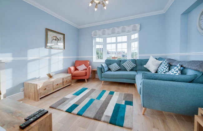 Super 5 Bedroom Family Friendly Retreat Rustington - Foto 1