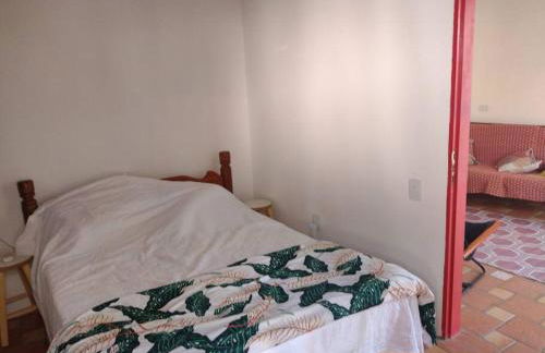 Casa perto a praia Guaecá 6 -10 pessoas - Foto 13