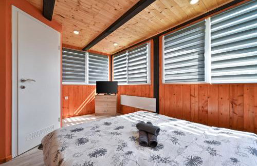 Holiday House Dora - Nice home with nice forest view and Outdoor swimming pool, Whirlpool-Jacuzzi, Sauna, 2 bedrooms and WiFi - Foto 52