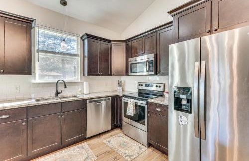 Less Than 2 Mi to Dtwn! Quiet Family Home in Pensacola - Foto 9