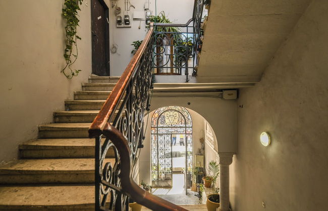 Elegant 1BR Apt w Balcony in the City - Photo 49