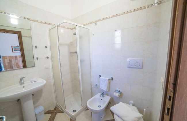 Villa Lisa with huge Pool and Garden - Foto 17