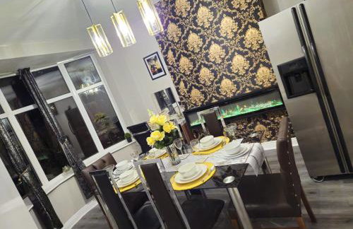 Number 1 Preston Stays - Foto 1