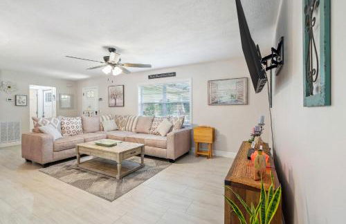 Bikes, Yard and Fire Pit at Upscale Lecanto Home! - Photo 7