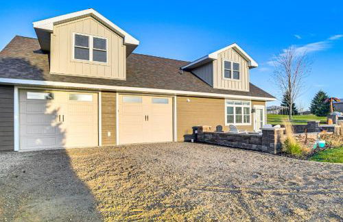 Lakefront Gem Grills and Fire Pit in Dent - Foto 24