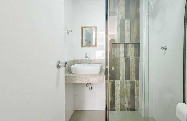 Pé na areia do Guarujá - Praia do Tombo (F) - Foto 20