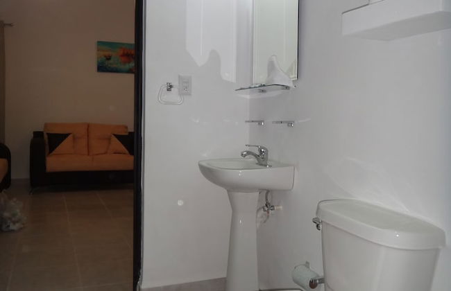 Tropical Paradise Apartment - Photo 18