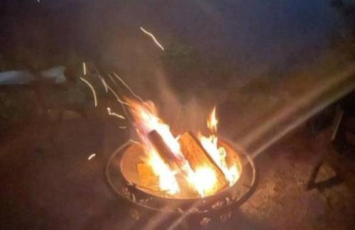 Lakeside Oasis with Kayaks, Hot Tub, & Fire Pit - Foto 9