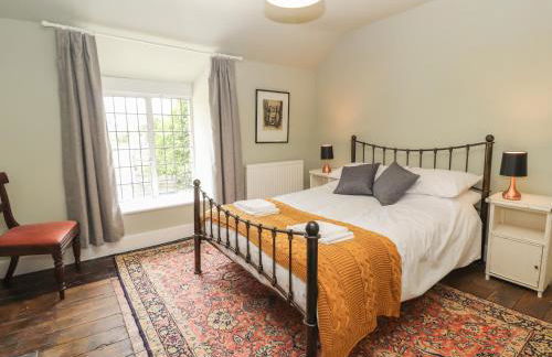 Cwmalis Hall - Photo 32