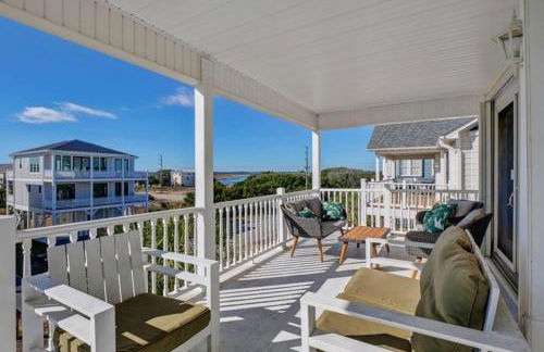 Bombastic Home - Steps to Beach - GameRm - Hot Tub - Pet Friendly - Foto 53