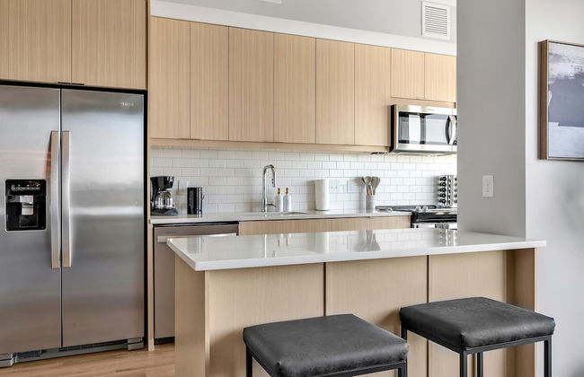 High-rise Apt Raleigh Free Parking Sunset View 2 - Foto 19