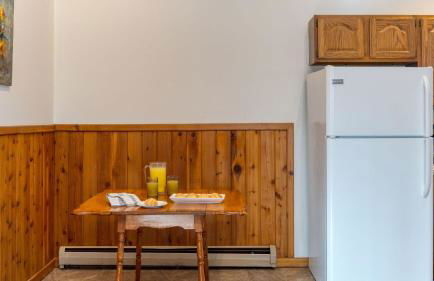 Scenic Catskills Retreat • Pool Hot Tub Game Room Lake Views Mountainview Estate by AvantStay - Foto 29