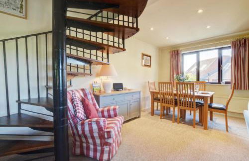 3 Bed in Salthouse oc-1753 - Photo 4