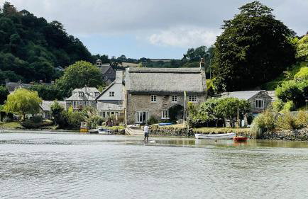 Duck Cottage - Waters Edge, Exclusive Village Location - Photo 41