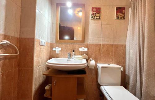 Almerimar Amplio Apartamento de 3 Habitaciones con Piscina, pista de padel, futbol y Garaje Cubierto para 2 Coches en Altas Entinas - Foto 22