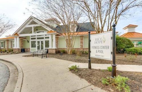 Community Pool! Family-Friendly Savannah Retreat - Foto 35