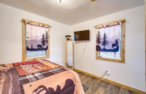 Resort Cabin on the River about 21 Mi to Crater Lake! - Foto 7