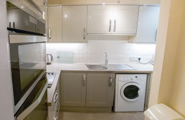 Silver Lining - Meadows Apartments - Photo 32