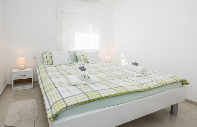 Apartments Zaklina - Photo 7