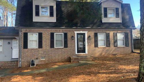 Renovated 3bedroom 2.5bath 2 story house w/ garage - Foto 1