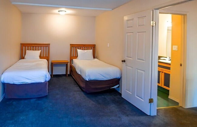 Polar Peak Lodges by Fernie Lodging CO - Photo 6